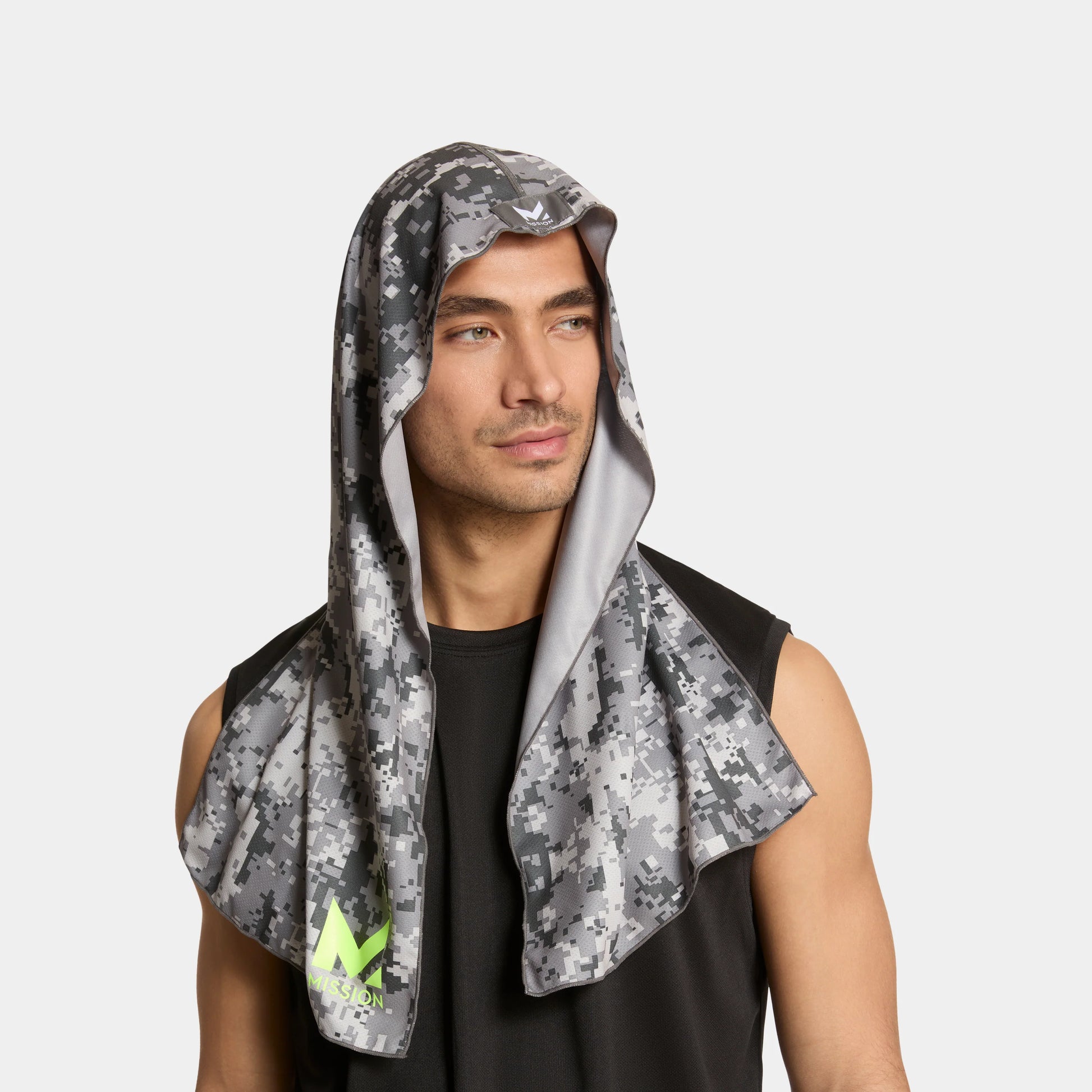 Mission Cooling Hoodie Towel digi camo lifestyle